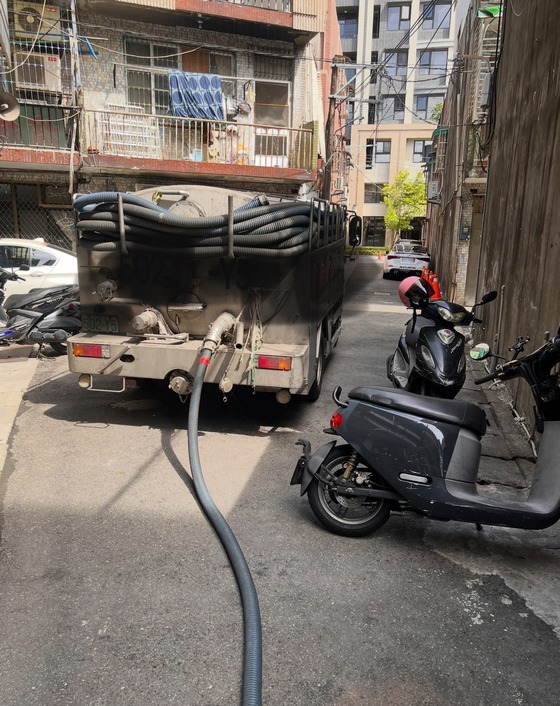 ��L�����,��L����T��